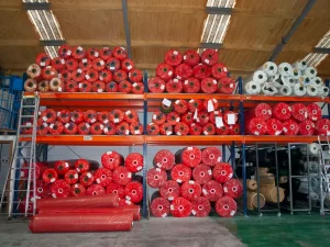 stock-cesped-artificial-almacen