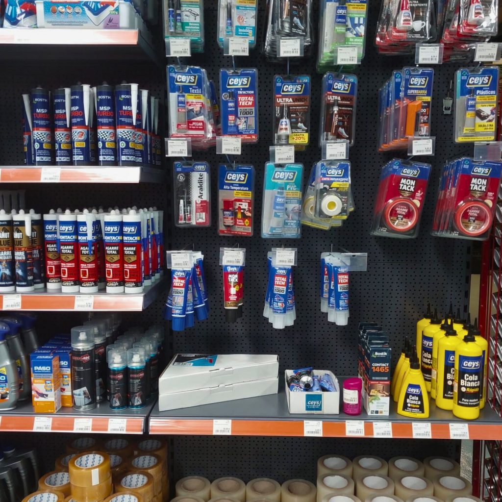 tienda ferreteria granada - estanteria CEYS